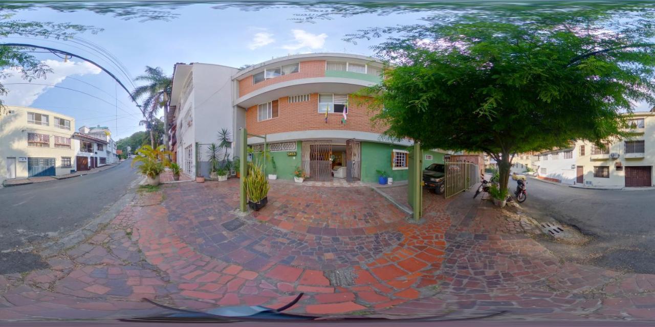 Roof Hostel 卡利 外观 照片