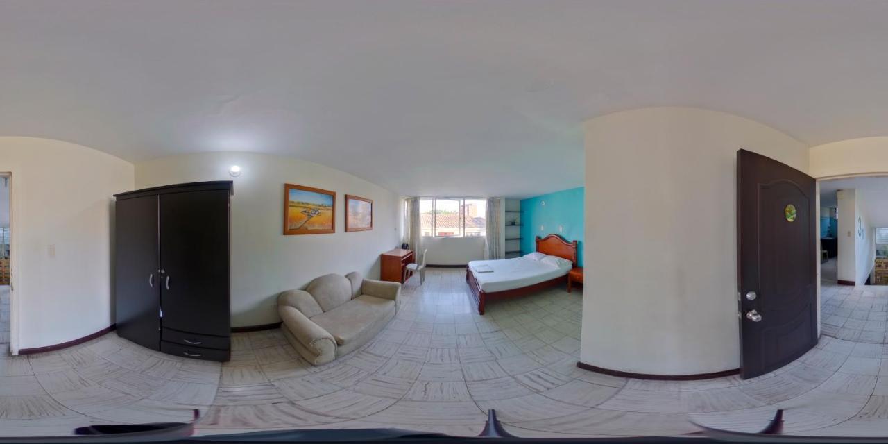 Roof Hostel 卡利 外观 照片