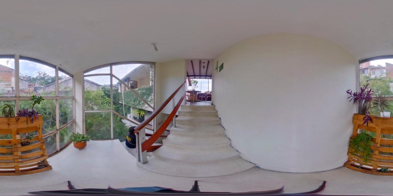 Roof Hostel 卡利 外观 照片