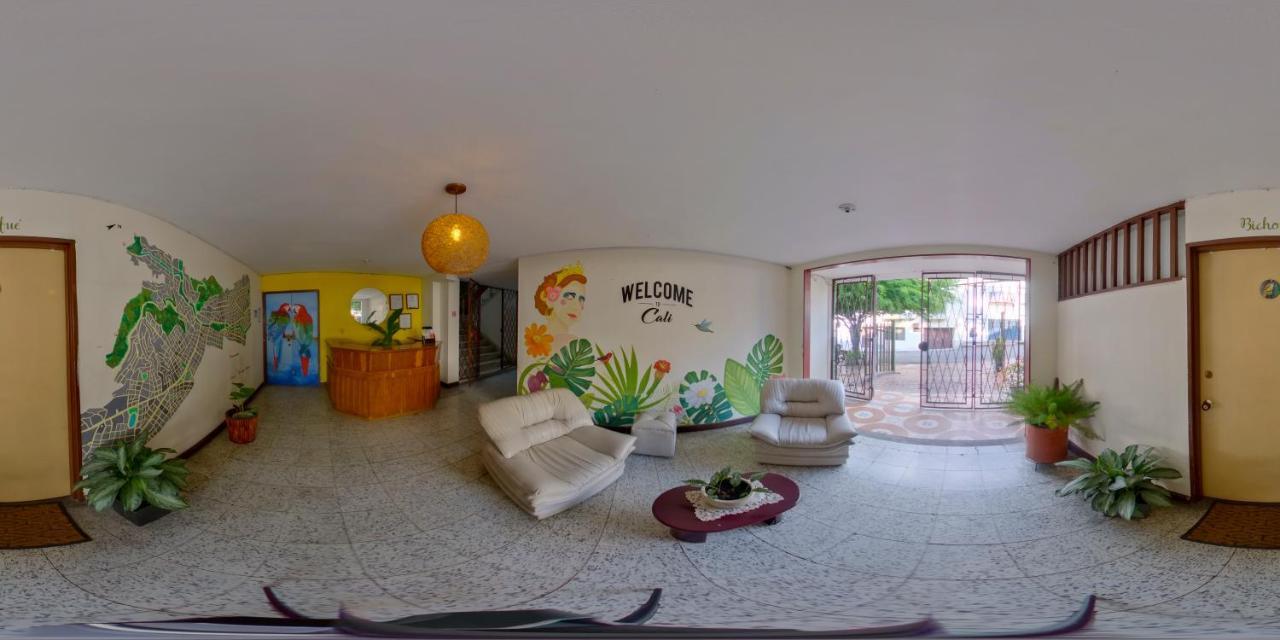 Roof Hostel 卡利 外观 照片