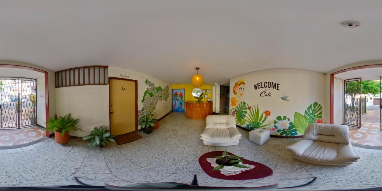 Roof Hostel 卡利 外观 照片