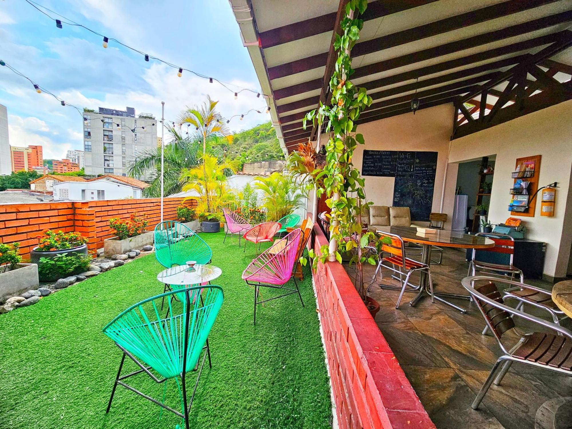 Roof Hostel 卡利 外观 照片
