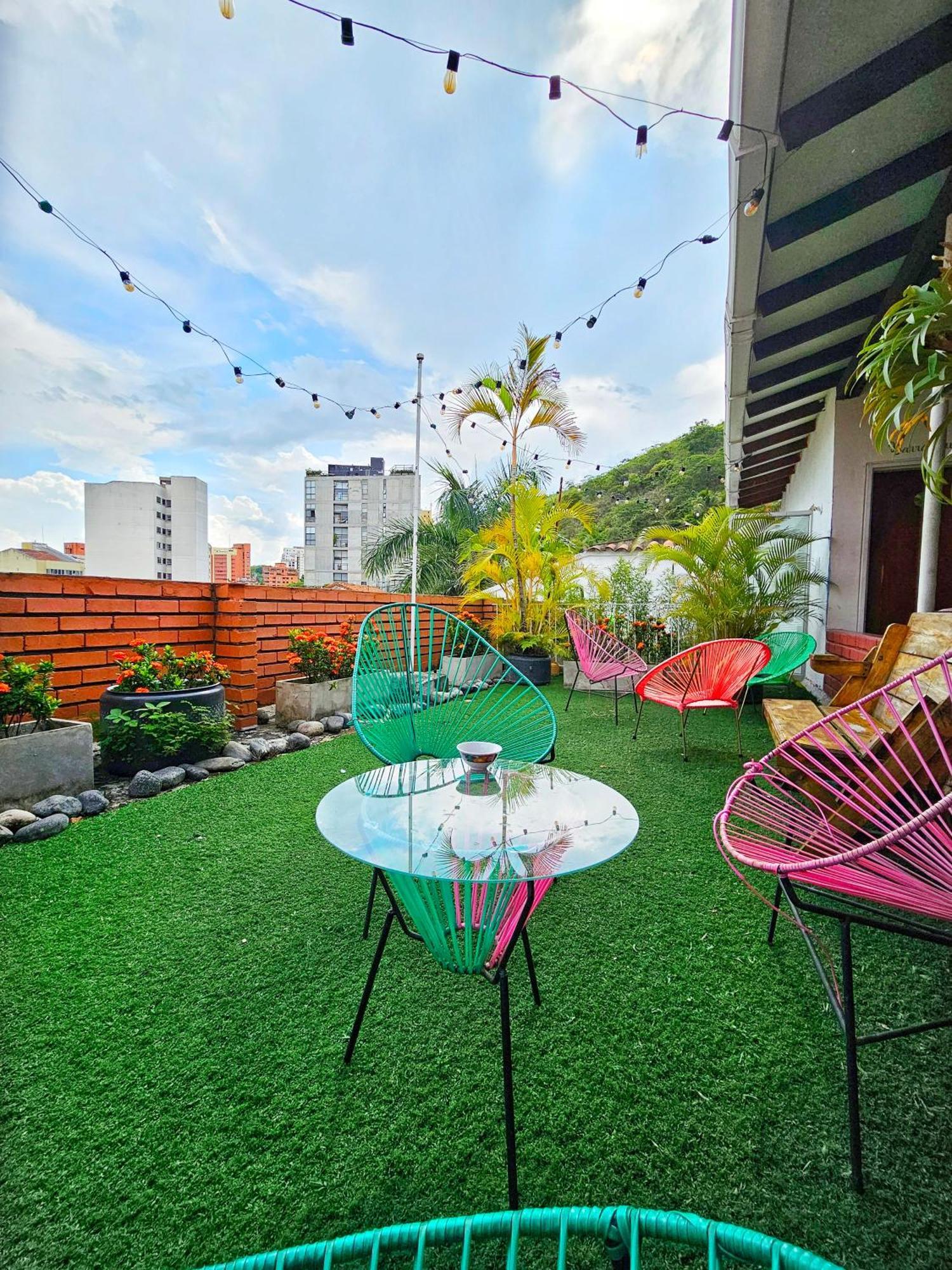 Roof Hostel 卡利 外观 照片