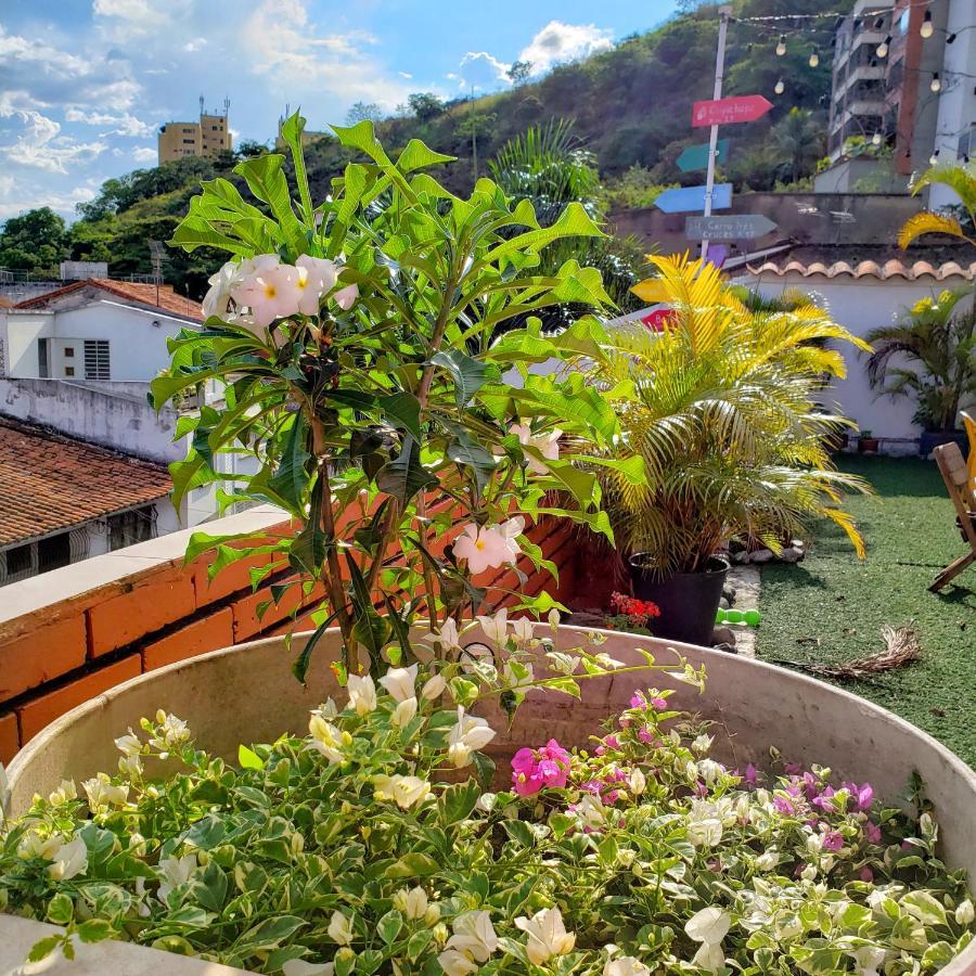 Roof Hostel 卡利 外观 照片